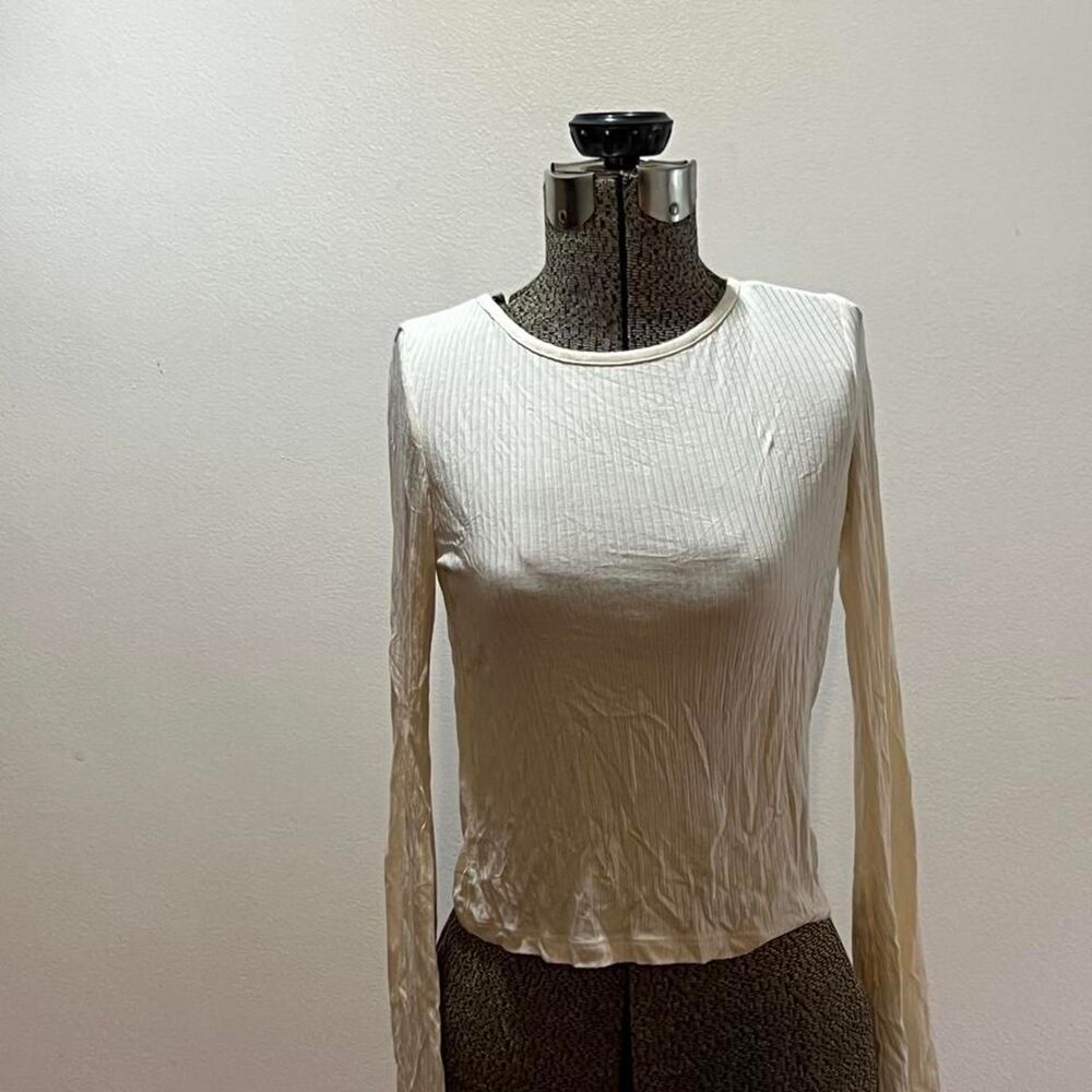 Topshop Women's Cream and White Crop-top
